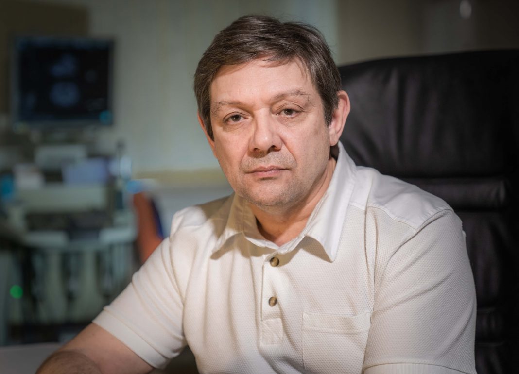 Уролог Олег Хубларов