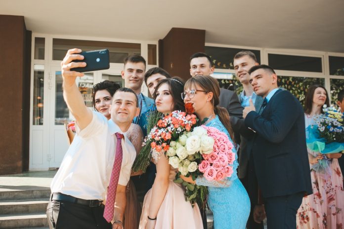Выпускники даугавпилсской средней школы Выпускники даугавпилсской средней школы