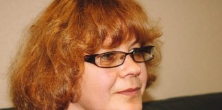 Сандра Озола, приёмная мама