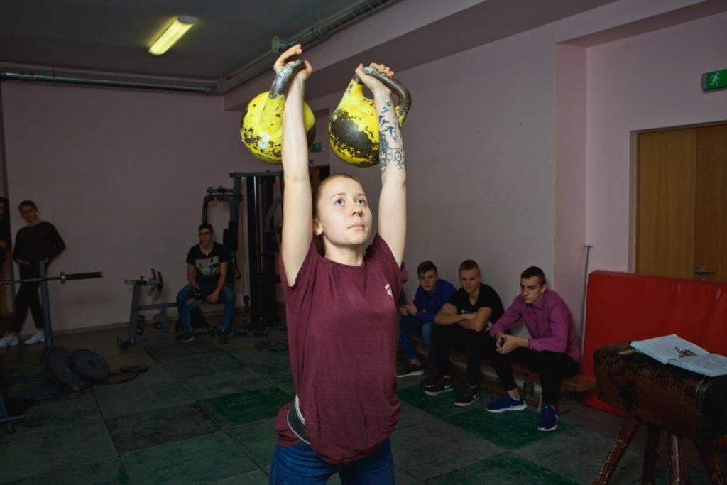 Анастасия Желткова, победительница Кубка Латвии по гиревому спорту. Фото: Сергей Соколов