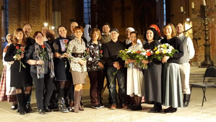 Выставка латгальских художников в Рижском Соборе Святого Петра. Фото: Aiga Egle со страницы Весмы Ушпеле на фейсбуке
