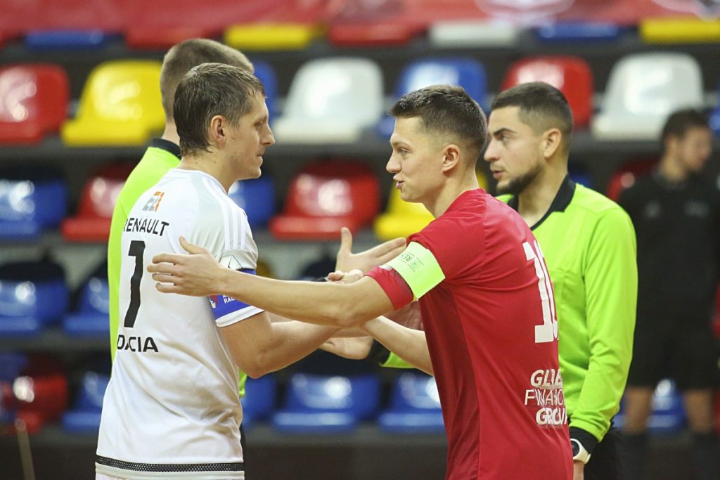 Футзал, Чемпионат Латвии – 2019/2020. Высшая лига. Даугавпилс, 8 декабря 2019 года, 9 тур. «Локомотив» - «Раба». Фото: Сергей Кузнецов