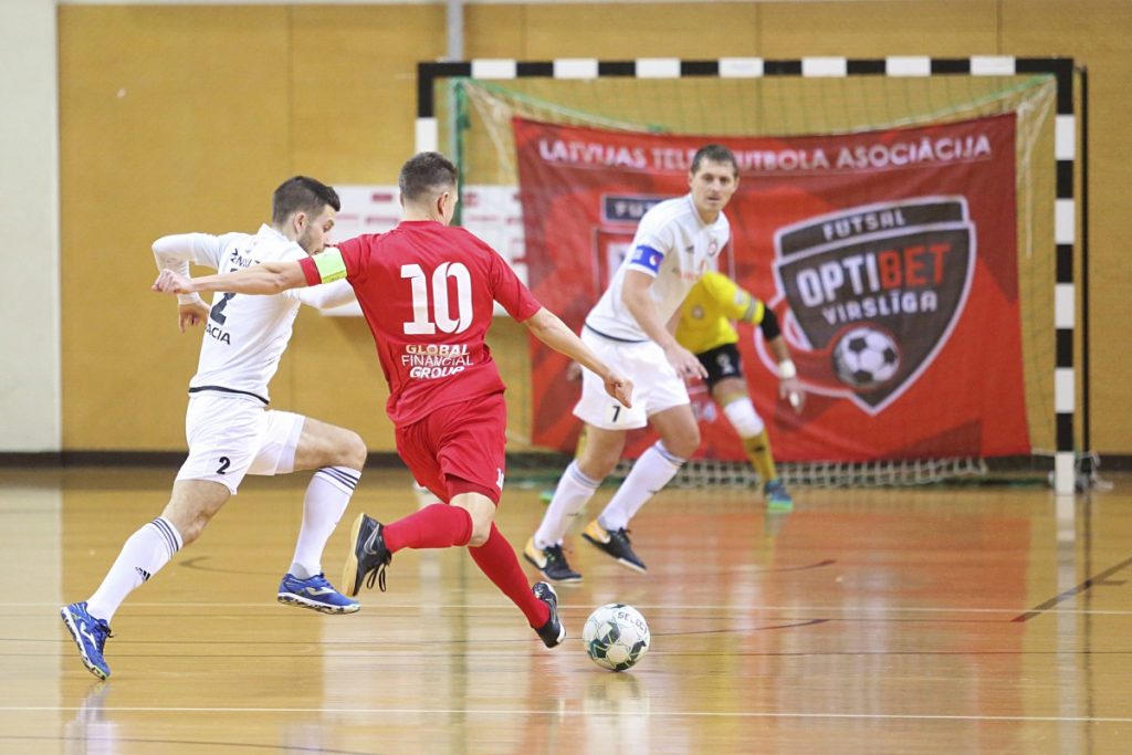 Футзал, Чемпионат Латвии – 2019/2020. Высшая лига. Даугавпилс, 8 декабря 2019 года, 9 тур. «Локомотив» - «Раба». Фото: Сергей Кузнецов