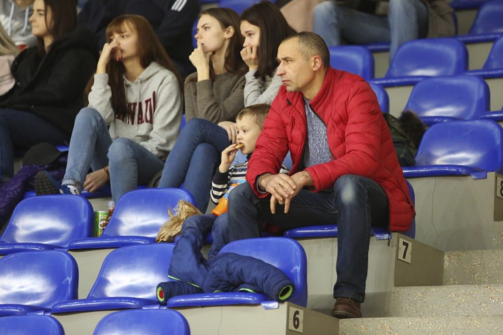 Футзал, Чемпионат Латвии – 2019/2020. Высшая лига. Даугавпилс, 8 декабря 2019 года, 9 тур. «Локомотив» - «Раба». Фото: Сергей Кузнецов