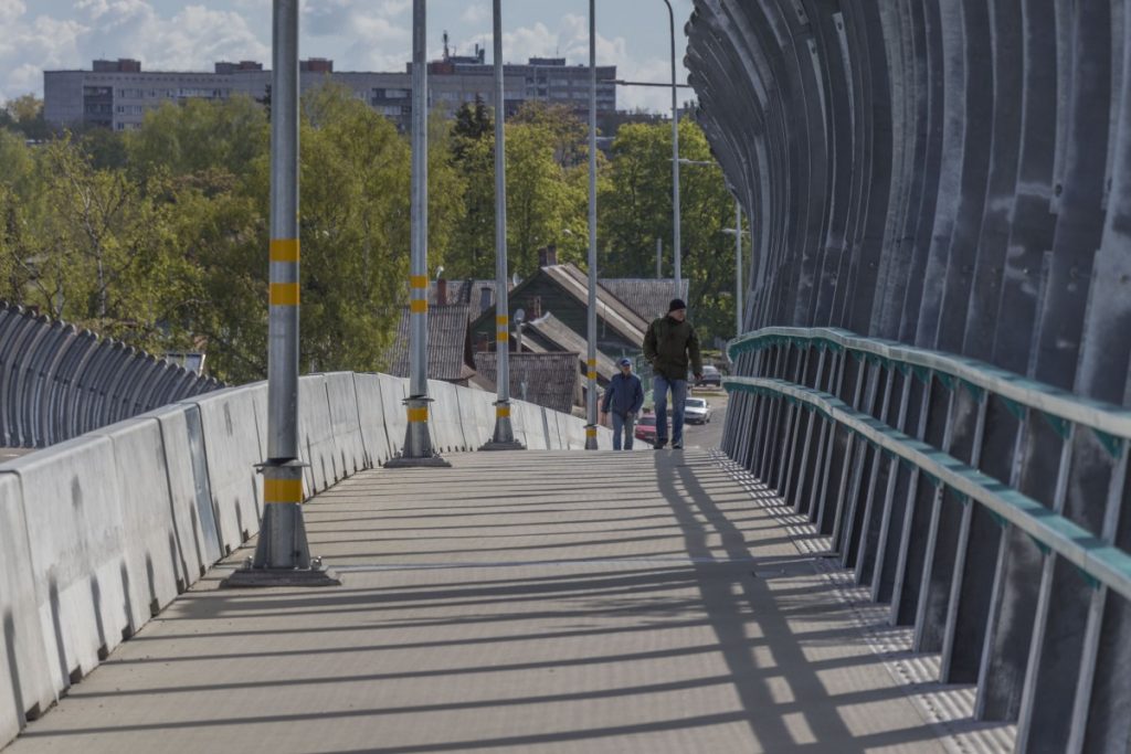 Открытие путепровода на ул. Смилшу в Даугавпилсе. 19 мая 2020 года. Фото: Евгений Ратков