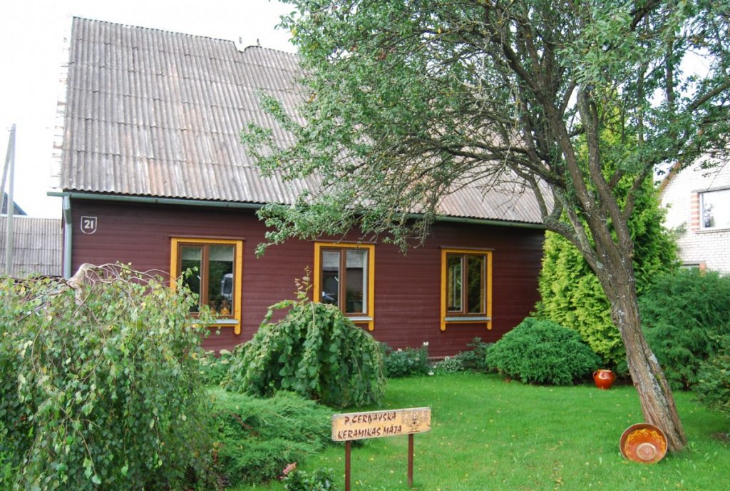 Мастерская керамика Поликарпа Чернявского. Фото: Елена Иванцова
