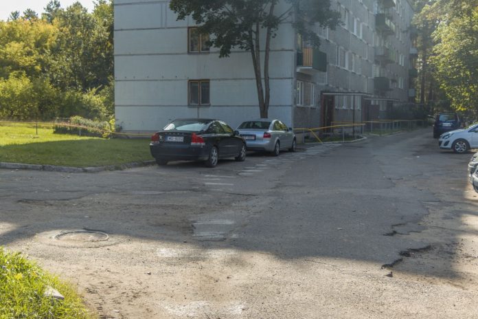Улица Чиекуру в Даугавпилсе. 19 сентября 2020 года. Фото: Евгений Ратков Улица Чиекуру в Даугавпилсе. 19 сентября 2020 года. Фото: Евгений Ратков