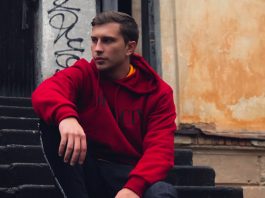 «Главное, чтобы родители могли спокойно выслушать и понять», – Александр Лабуть об отношениях родителей и детей Александр Лабуть. Фото: Жанна Шилейнис-Шилейко