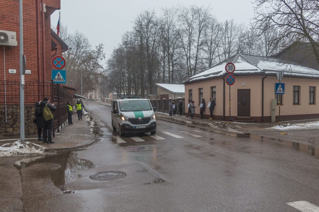 Пикет в поддержку Алексея Навального в Даугавпилсе. 23 января 2021 года. Фото: Евгений Ратков