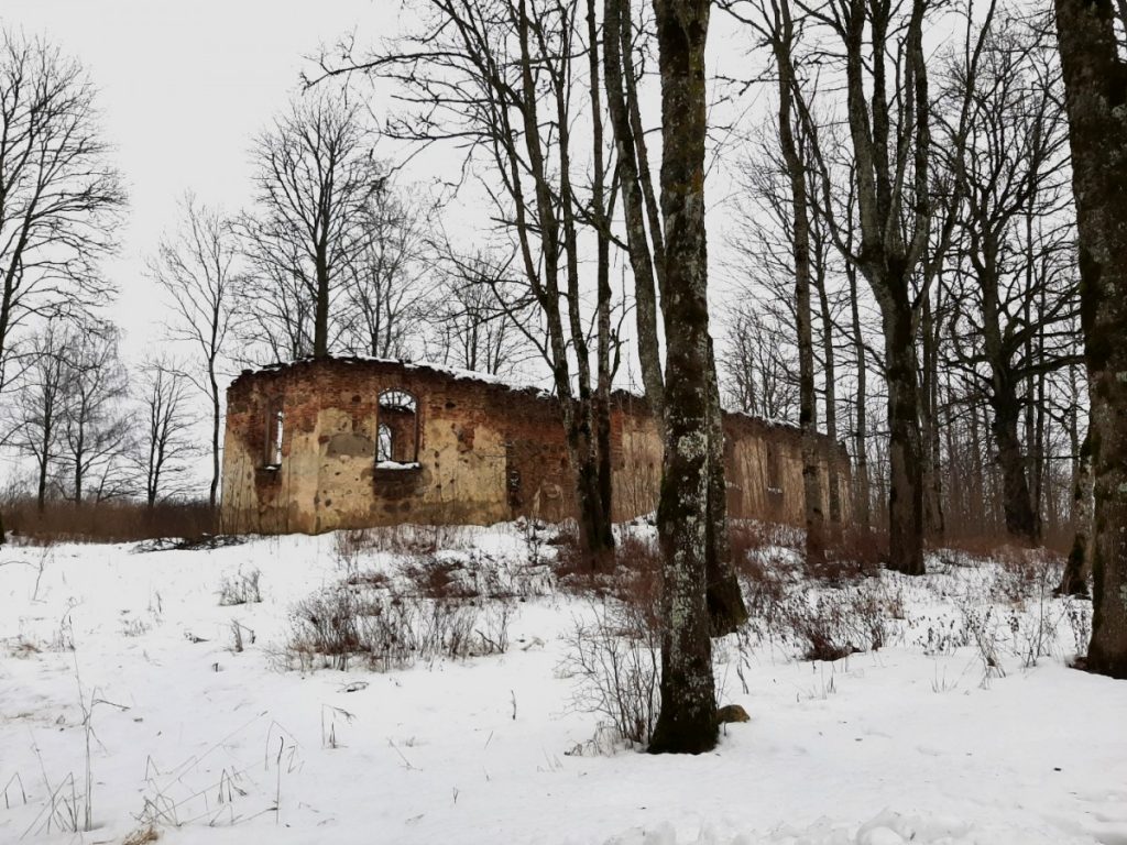 Руины церкви Лиелауце. Фото: Виктория Трофимова-Гаике