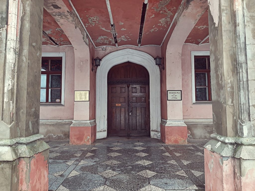 Замок Вецауце. Фото: Виктория Трофимова-Гаике