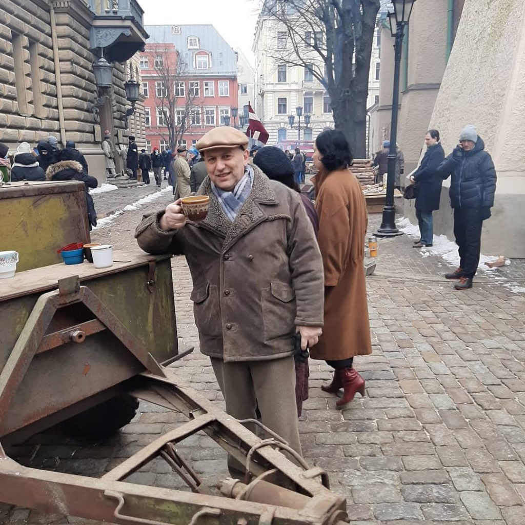 Съёмки фильма Виестурса Кайришса "Январь" в старой Риге. Фото из архива Андрея Шаврея