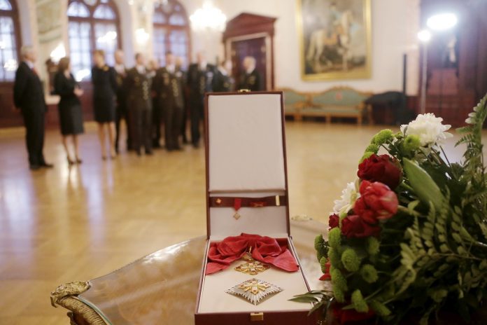 Высшие награды Латвии. Фото: president.lv Высшие награды Латвии. Фото: president.lv
