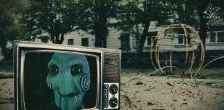 Скриншот с видео Анастасии Фёдоровой "Страшные детские площадки Риги"