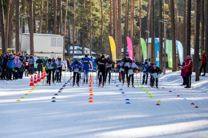Чемпионат Латвии и Литвы по зимнему ориентированию. Стропская трасса активного отдыха в Даугавпилсе. 13 феврая 2022 года. Фото: Сергей Соколов Чемпионат Латвии и Литвы по зимнему ориентированию. Стропская трасса активного отдыха в Даугавпилсе. 13 феврая 2022 года. Фото: Сергей Соколов