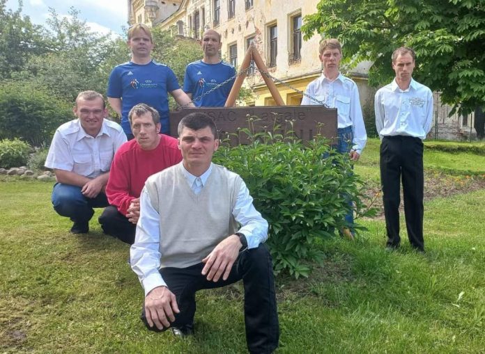 285645426_3361226667500202_3061339971499911934_n Украинские ребята, которые живут теперь в филиале
