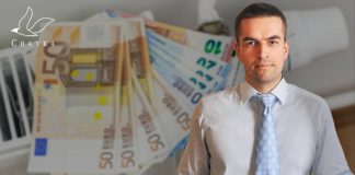 Главный экономист Банка Латвии — Олег Краснопёров. Фото из личного архива. Коллаж: Chayka.lv