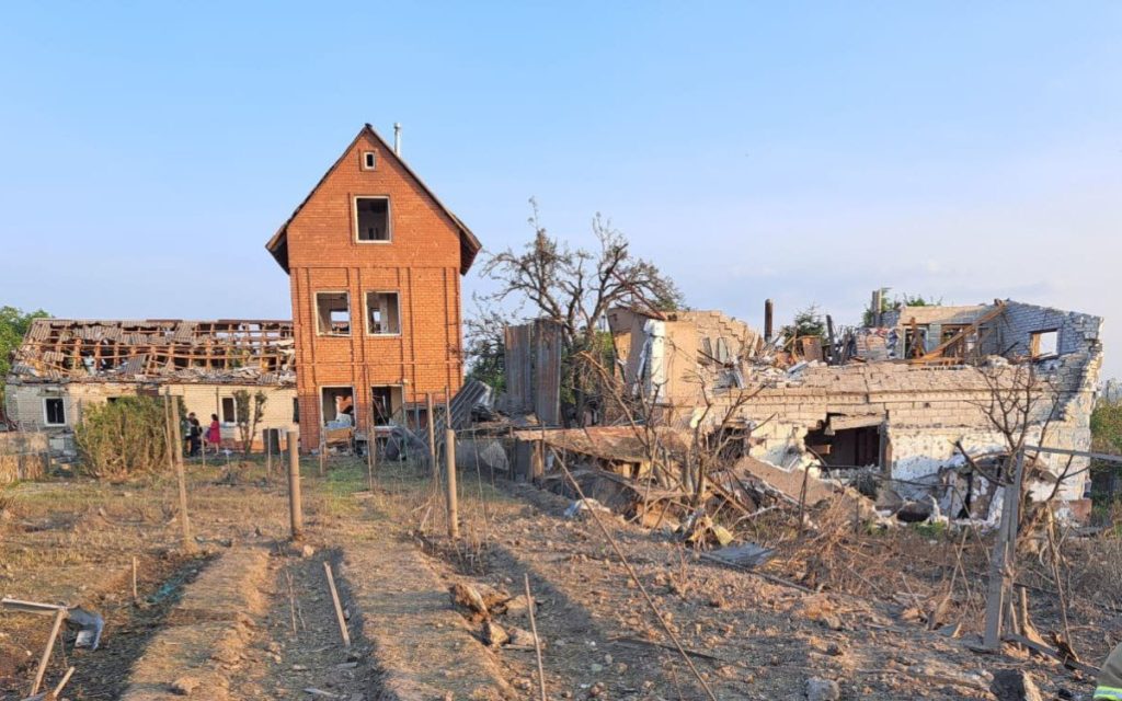 Частный сектор в городе Днепр, 24 июня 2023, после российского обстрела. Фото: Днепропетровская областная военная администрация