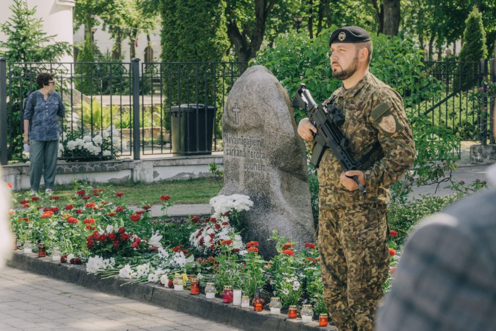 На мероприятии памяти жертв коммунистического геноцида. Даугавпилс, 14 июня 2023 года. Фото: Евгений Ратков