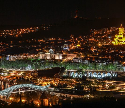 Тбилиси. Фото: Клайв Ким