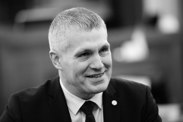 Атис Декснис
