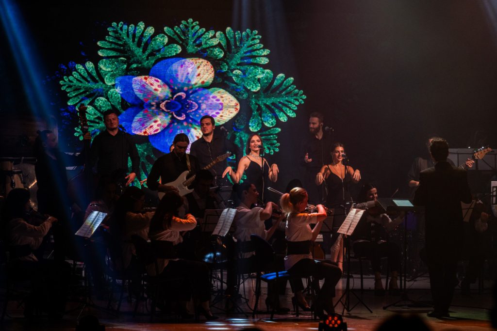 Концерт симфонического оркестра Lords of the Sound в Даугавпилсе. Большой зал Дворца культуры, 13 ноября 2023 года. Фото: Андрей Емельянов