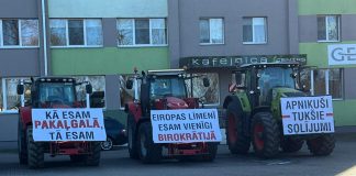 Акция протеста латвийских фермеров. Фото со страницы Zemnieku Saeima на Фейсбуке