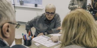 Участники курса по медиаграмотности в Даугавпилсе. Офис общества New East, 6 февраля 2024 года. Фото: Евгений Ратков