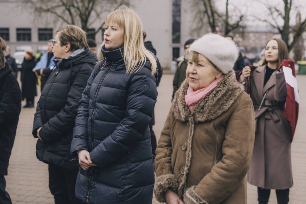 Митинг в поддержку Украины 24 февраля 2024 года в Даугавпилсе. Фото: Евгений Ратков