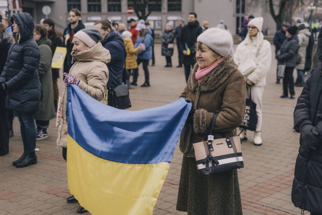 Митинг в поддержку Украины 24 февраля 2024 года в Даугавпилсе. Фото: Евгений Ратков