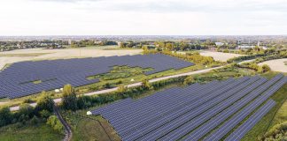 2 мая в Аугшдаугавском крае откроют Калкунскую солнечную электростанцию. Иллюстративное фото