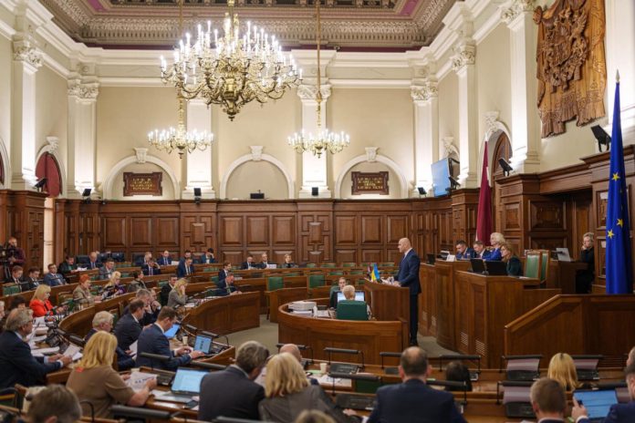 Заседание Сейма Латвии 18 декабря 2024 года. Фото со страницы Latvijas Republikas Saeima на Фейсбуке Заседание Сейма Латвии 18 декабря 2024 года. Фото со страницы Latvijas Republikas Saeima на Фейсбуке