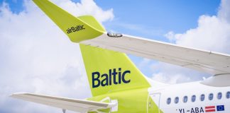 Портал nra.lv заявил, что имущество airBaltic заложено, а государство потеряло контроль над авиакомпанией. Авиакомпания в ответ выпустила опровержение. Фото со страницы Министерства сообщения