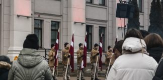 Мероприятие "Баррикадам 34" в Даугавпилсе в честь памяти январских событий 1991-го года. 20 января 2025 года. Фото: Виктория Кравцова