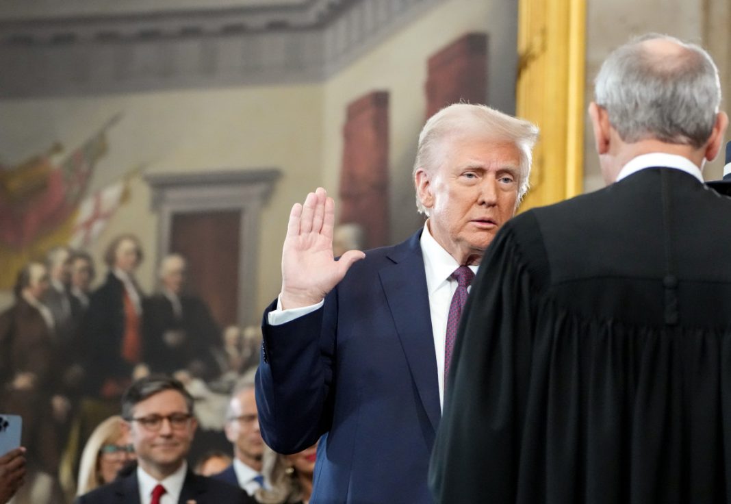Дональд Трамп приносит присягу. Вашингтон, округ Колумбия. 20 января 2025 года. Фото: The White House / X