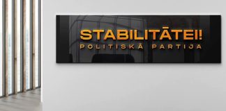 Партия "Стабильности!" первой подала свой список кандидатов в депутаты Даугавпилсской городской думы. Фото со страницы лидера списка в Даугавпилсе Андрея Нарышкина на Фейсбуке