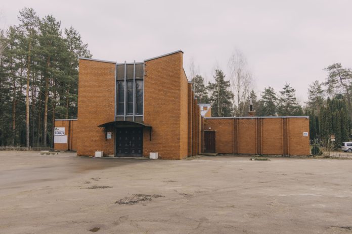 Каплица на коммунальных кладбищах в Даугавпилсе. 13 марта 2025 года. Фото: Евгений Ратков