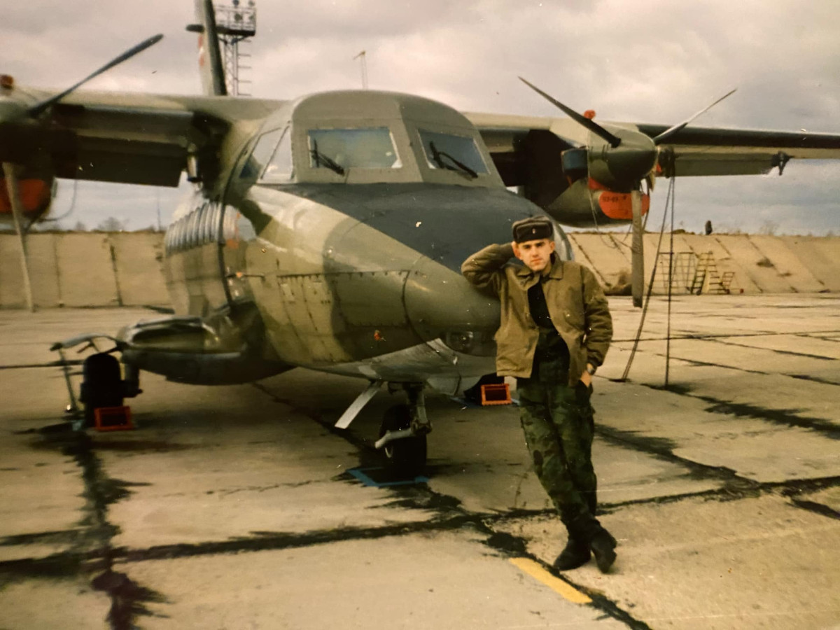 Виталий Шидловский в Латвийской армии. 1995 год. Фото из семейного архива Шидловских