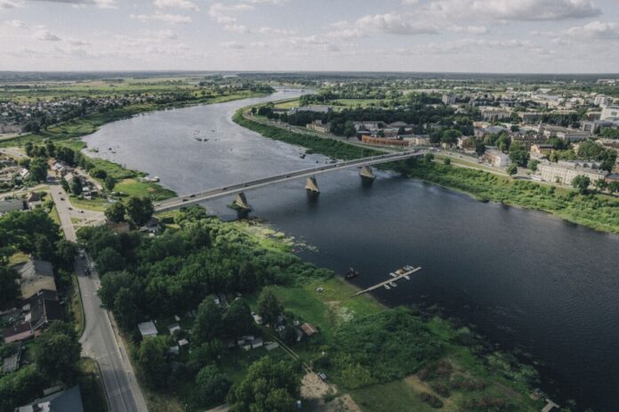 Вид на Даугавпилс с дрона. 25 июля 2022 года. Фото: Евгений Ратков