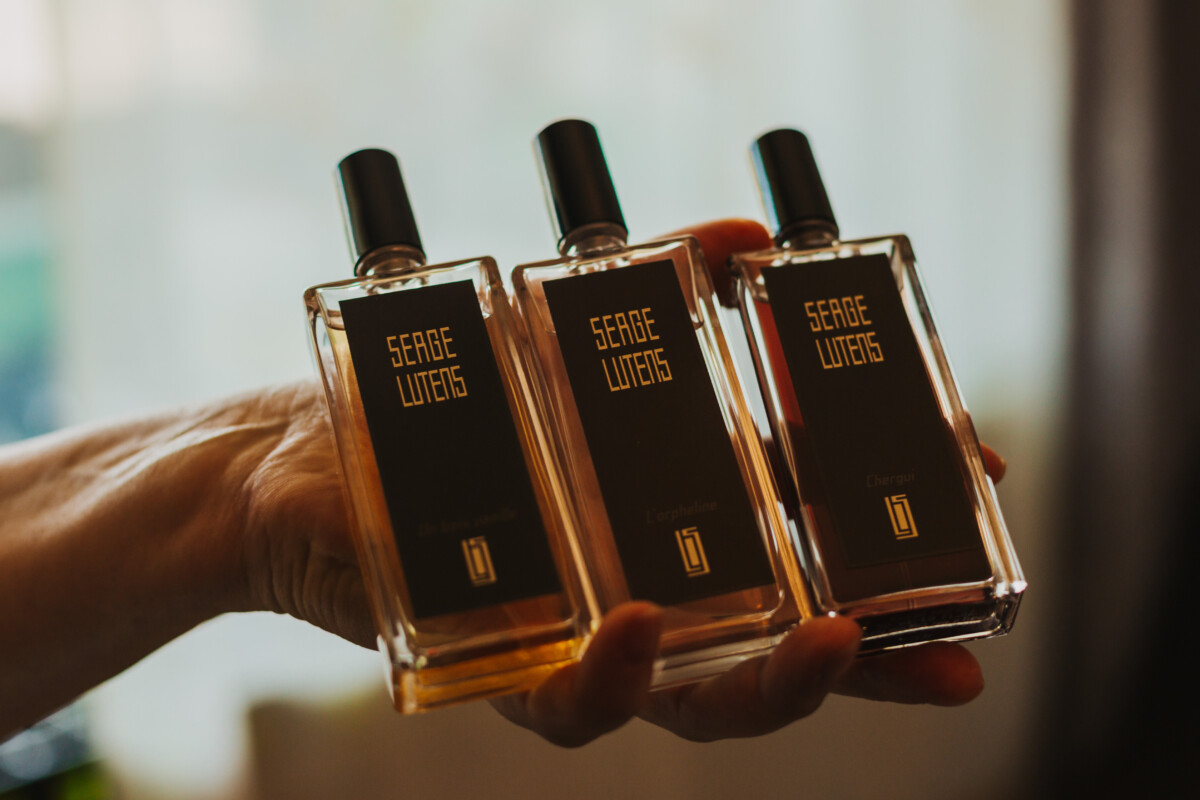 Как утверждают производители, Serge Lutens – парфюмерия, основанная исключительно на натуральных компонентах. В коллекции Татьяны есть ароматы и этого бренда. Фото: Ирина Маскаленко