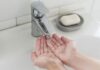 Горячая вода, кран. Мытьё рку. 6 мая в Даугавпилсе начнутся проверки теплотрасс. Иллюстративное фото: Freepik