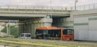 Автобус в Даугавпилсе. 16 октябре 2024 года. Фото: Евгений Ратков