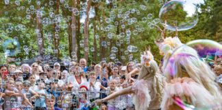 9 августа в Даугавпилсе пройдёт фестиваль молодёжи и спорта «Артишок». Рассказываем, что в программе Фестиваль "Артишок" в Даугавпилсе (3 августа 2023 года). Фото со страницы Daugavpils ir Sports на Фейсбуке