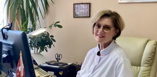 Главный врач Центральной поликлиники Даугавпилсской региональной больницы и детский пульмонолог Айна Маскалане. Фото: Daugavpils Reģionālā Slimnīca