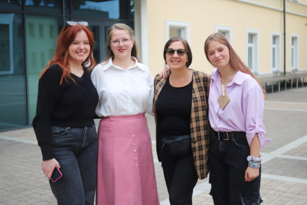 Организаторы ретрита neRīga, bet cerīga - Ласма Курсите-Козуле, Ловиса Керубине, Инга Белоуса и София Иванова. Фото: Валентин Исаков