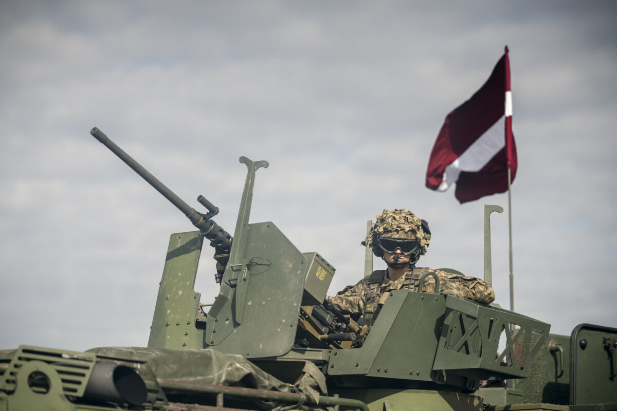 Учения Namejs 2024 на военном полигоне в Адажи. 26 сентября 2024 года. Фото: Ēriks Kukutis / Aizsardzības ministrija