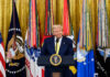 Президент США Дональд Трамп выступает с речью на церемонии по случаю Национального дня «Пурпурного сердца». 7 августа 2025 года. Официальное фото Белого дома, Джойс Н. Богосян