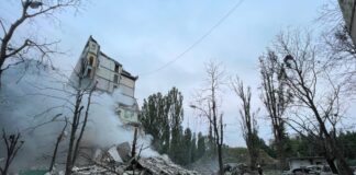 Разрушения в Киеве в результате ракетного удара по жилому дому в ночь на 31 июля. Фото: телеграм-канал Владимира Зеленского