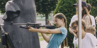 Мероприятие для подростков и их семей в Краславе. Творческий квартал Īla, 30 августа 2025 года. Фото: Евгений Ратков
