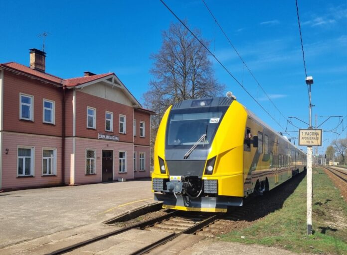 vilc Поезд Vivi - Vienā vilcienā. Фото: Vivi